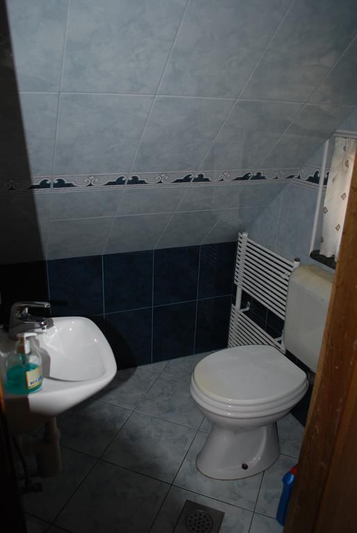 Apartma Mihovc Kamnik Habitación foto