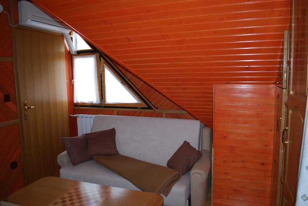 Apartma Mihovc Kamnik Habitación foto